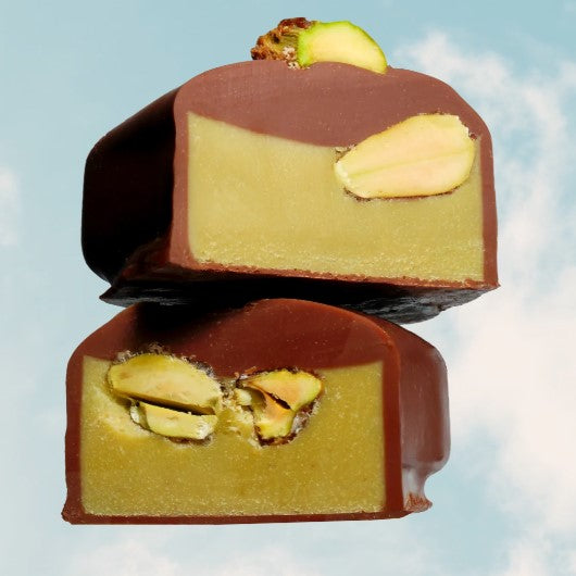Loco Love Pistachio Mylk Praline - Single