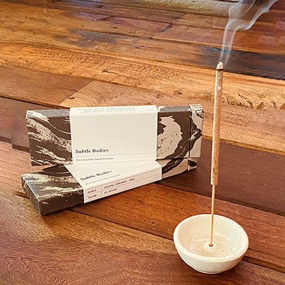 Peruvian Palo Santo Incense – 25 Sticks image 0